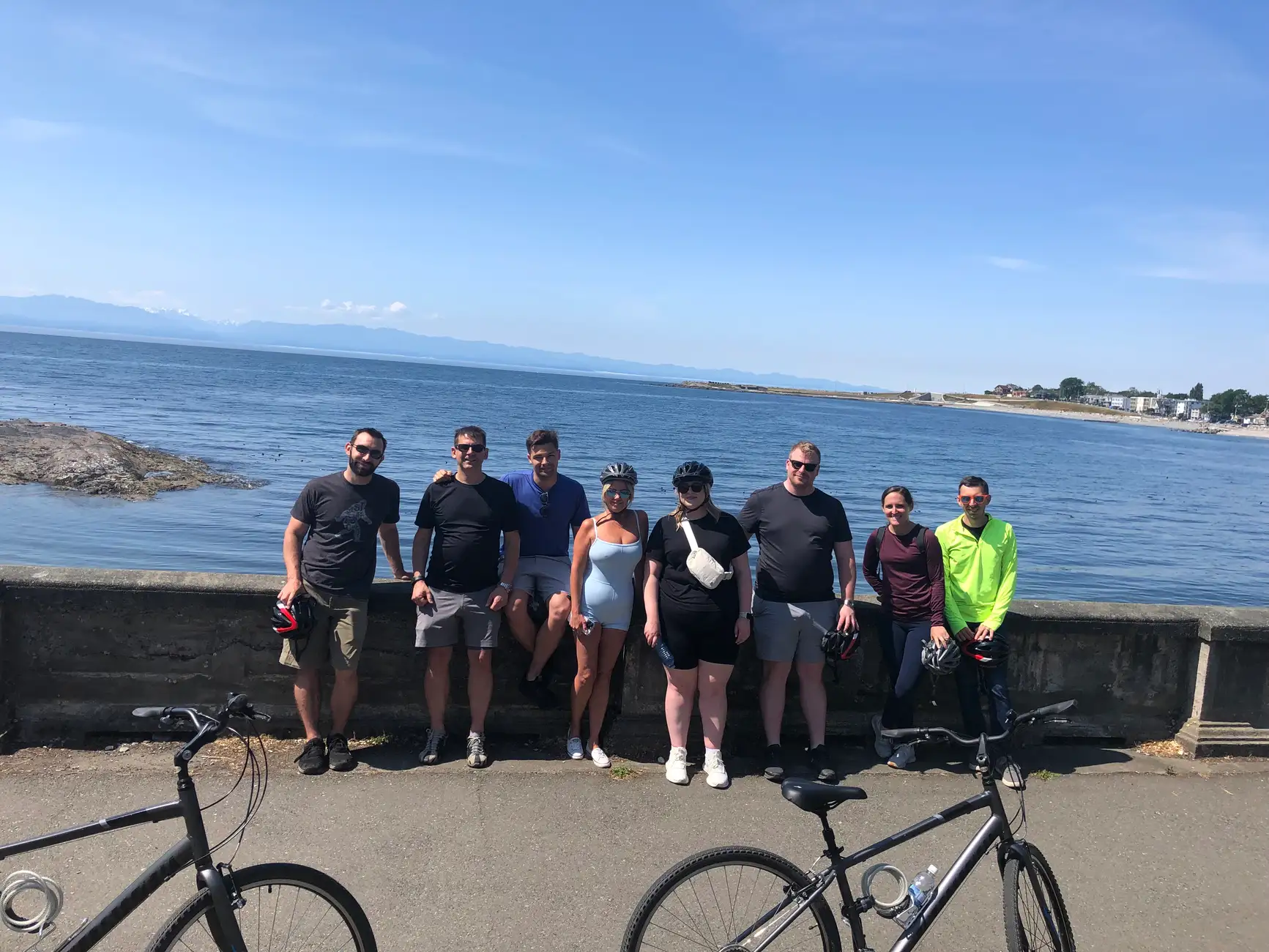 Victoria: 3-hour City Highlights Tour & Coastal Bike Ride